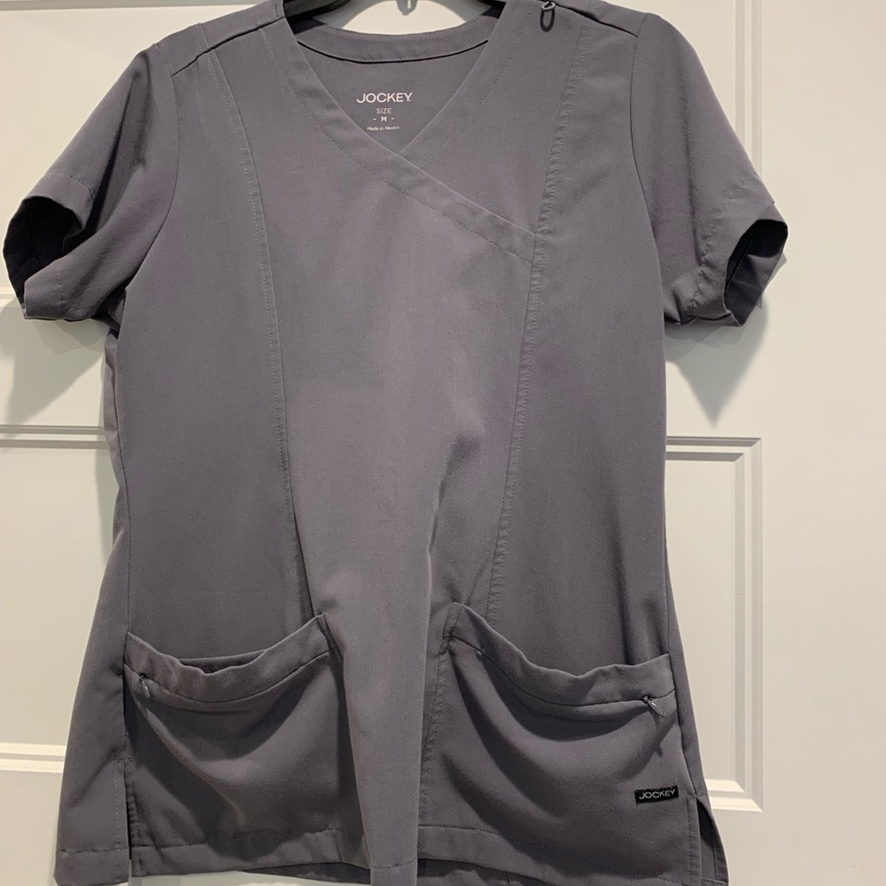 Jockey gray scrub set.